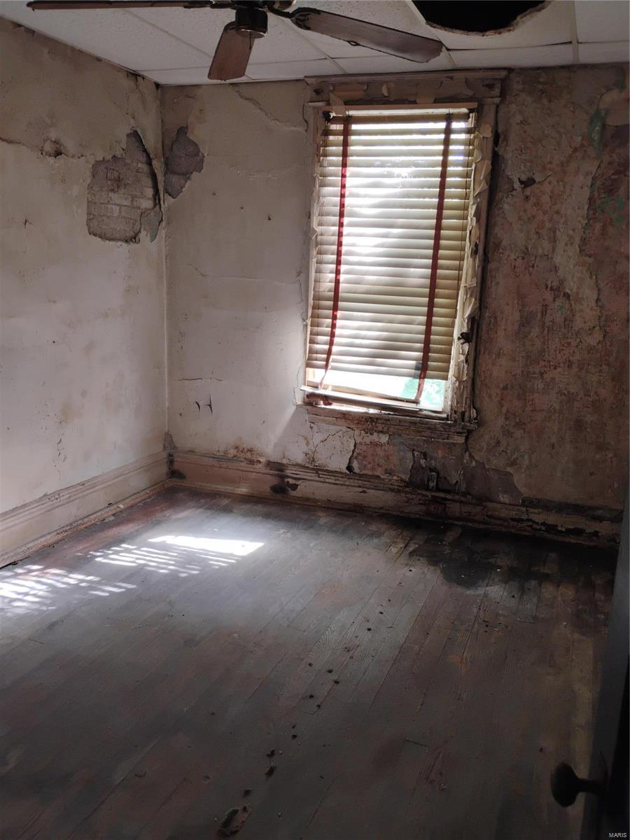 St Louis, Missouri 63115, United States, 1 Bedroom Bedrooms, ,1 BathroomBathrooms,Residential,Pending,33976