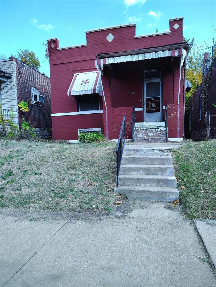 St Louis, Missouri 63115, United States, 1 Bedroom Bedrooms, ,1 BathroomBathrooms,Residential,Pending,33976