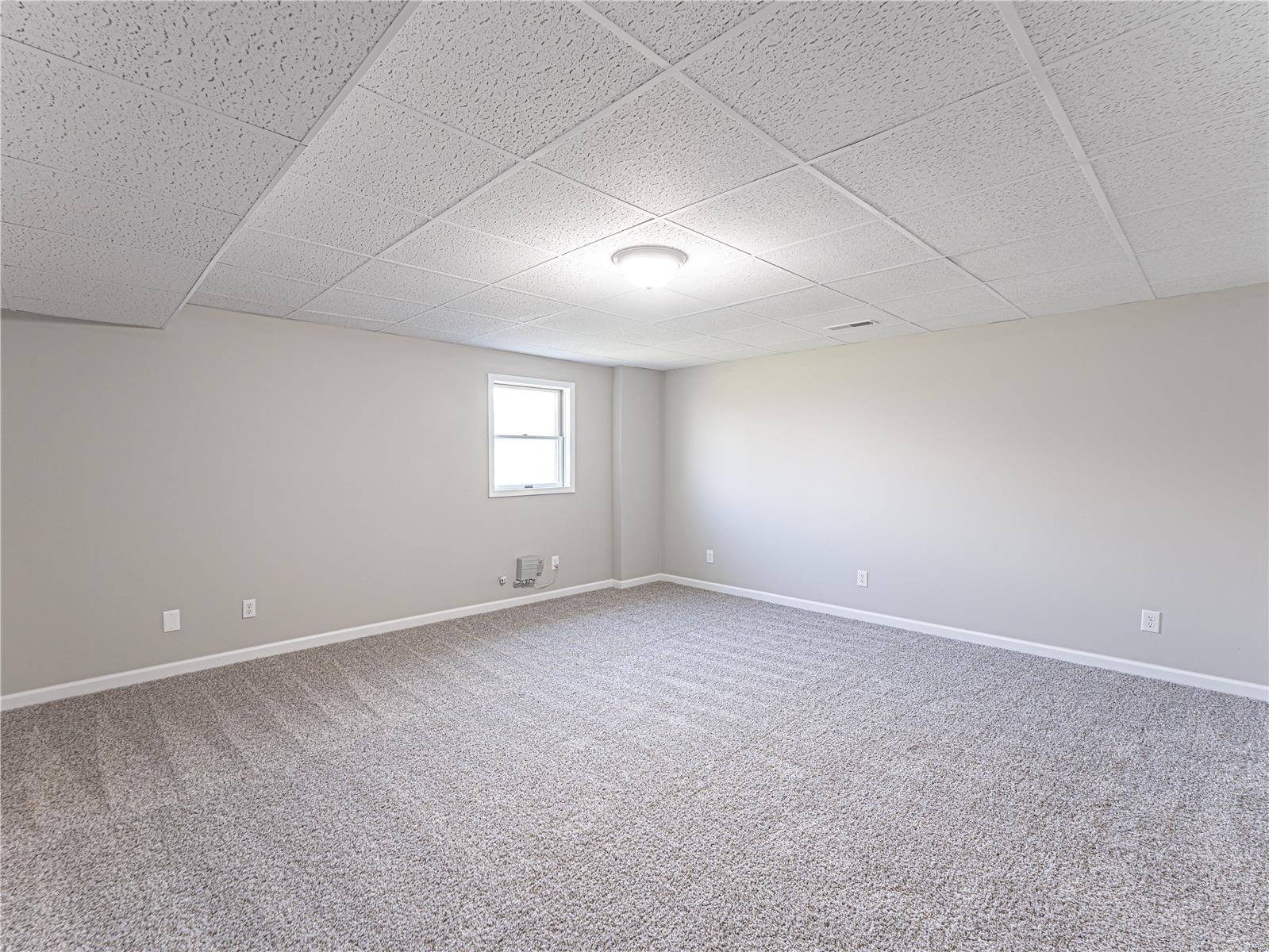 Reeds 1st Add - Residential