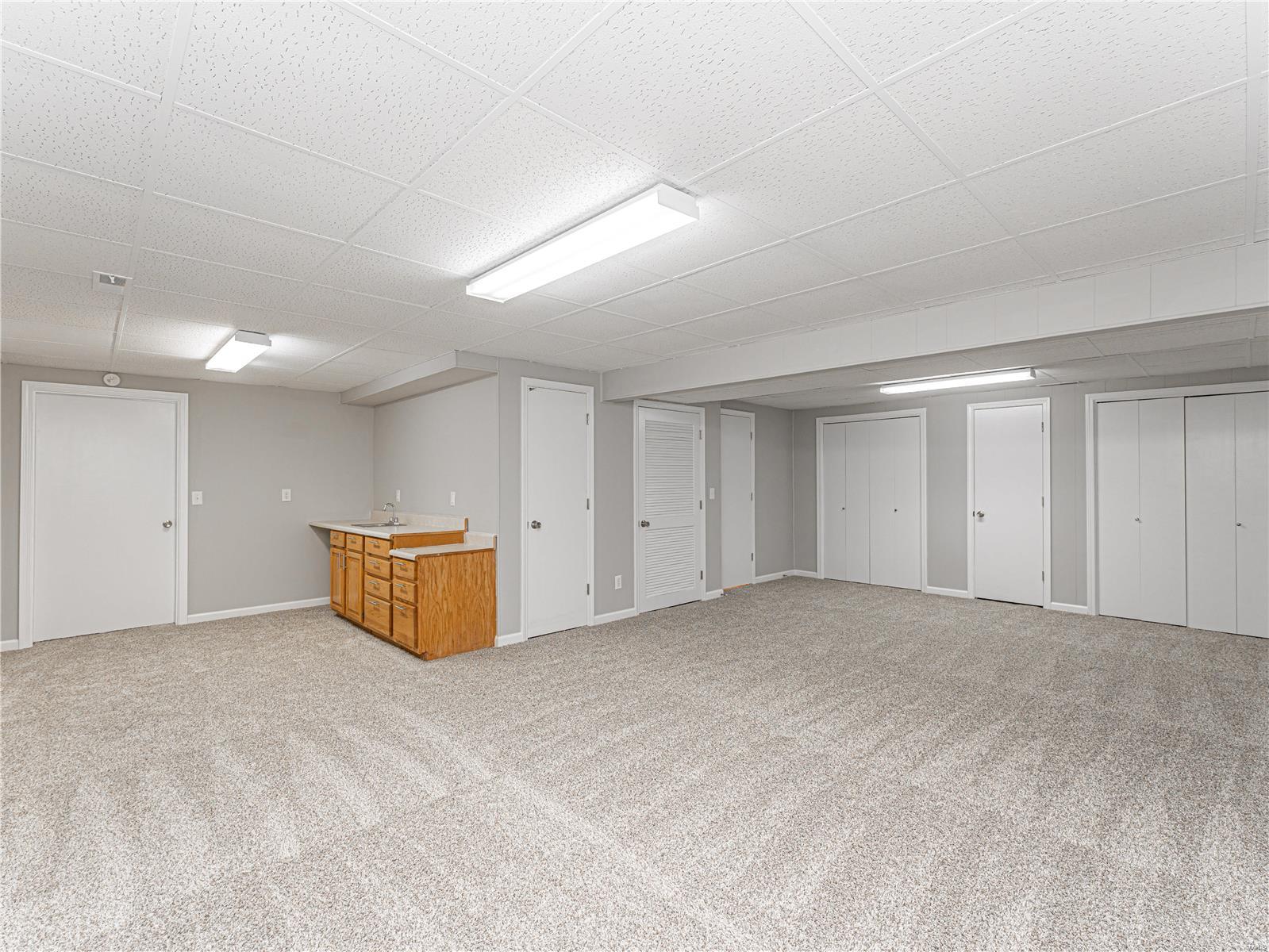 Reeds 1st Add - Residential