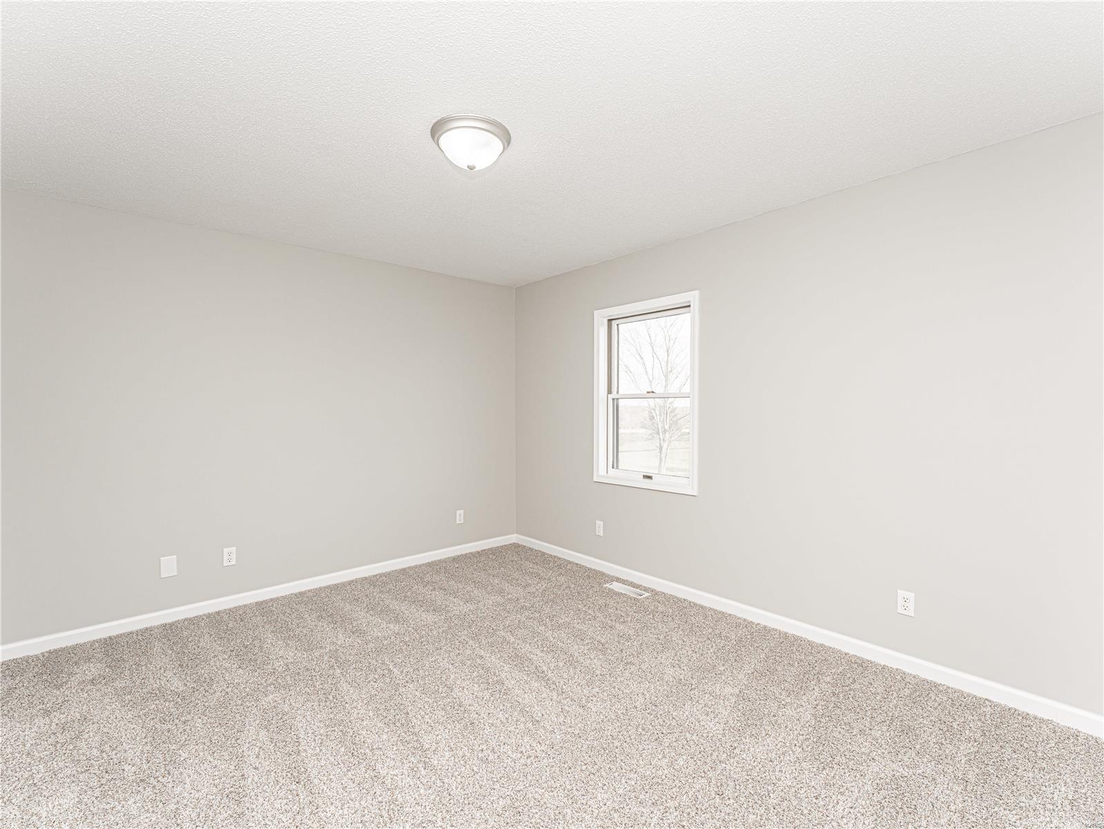 Reeds 1st Add - Residential