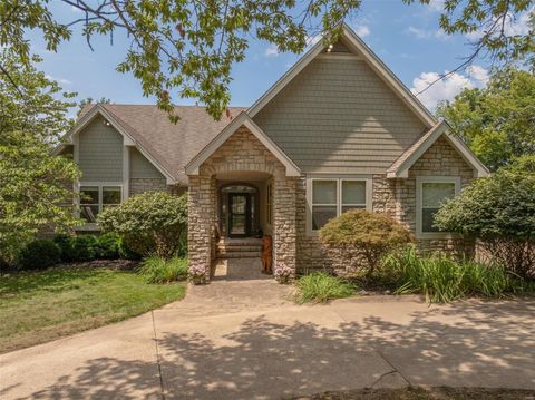 Photo of 999 Aspen Lake Circle Drive, Innsbrook, MO 63390 (MLS # 25009285)