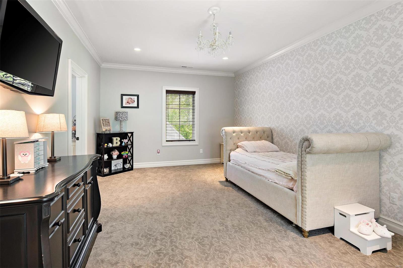 Ridgecreek Estate - Residential