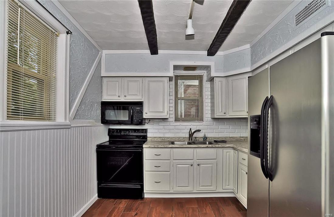 Flora Gardens - Residential