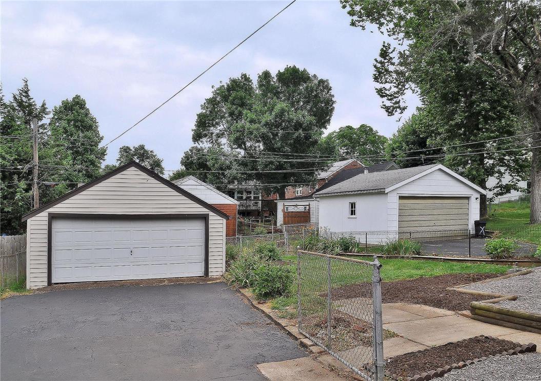 Flora Gardens - Residential