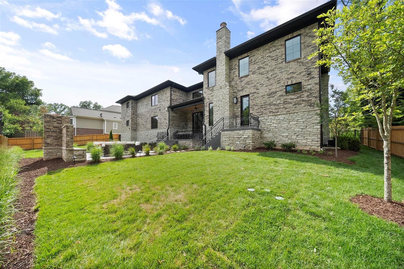 Fieldcrest - Residential