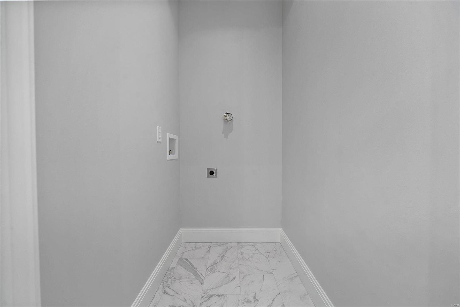 Fieldcrest - Residential