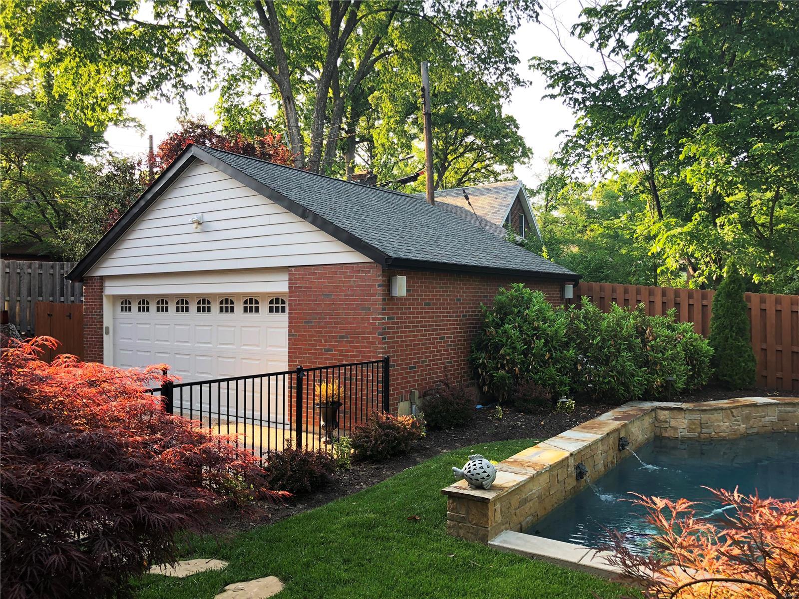 Alta Dena - Residential