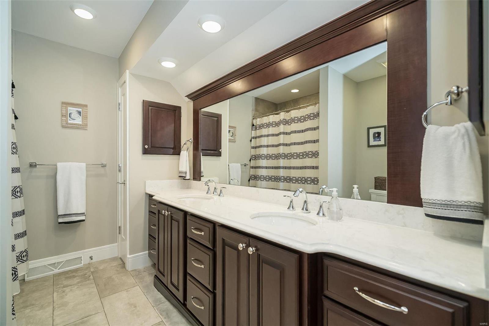 Kings Glen - Residential