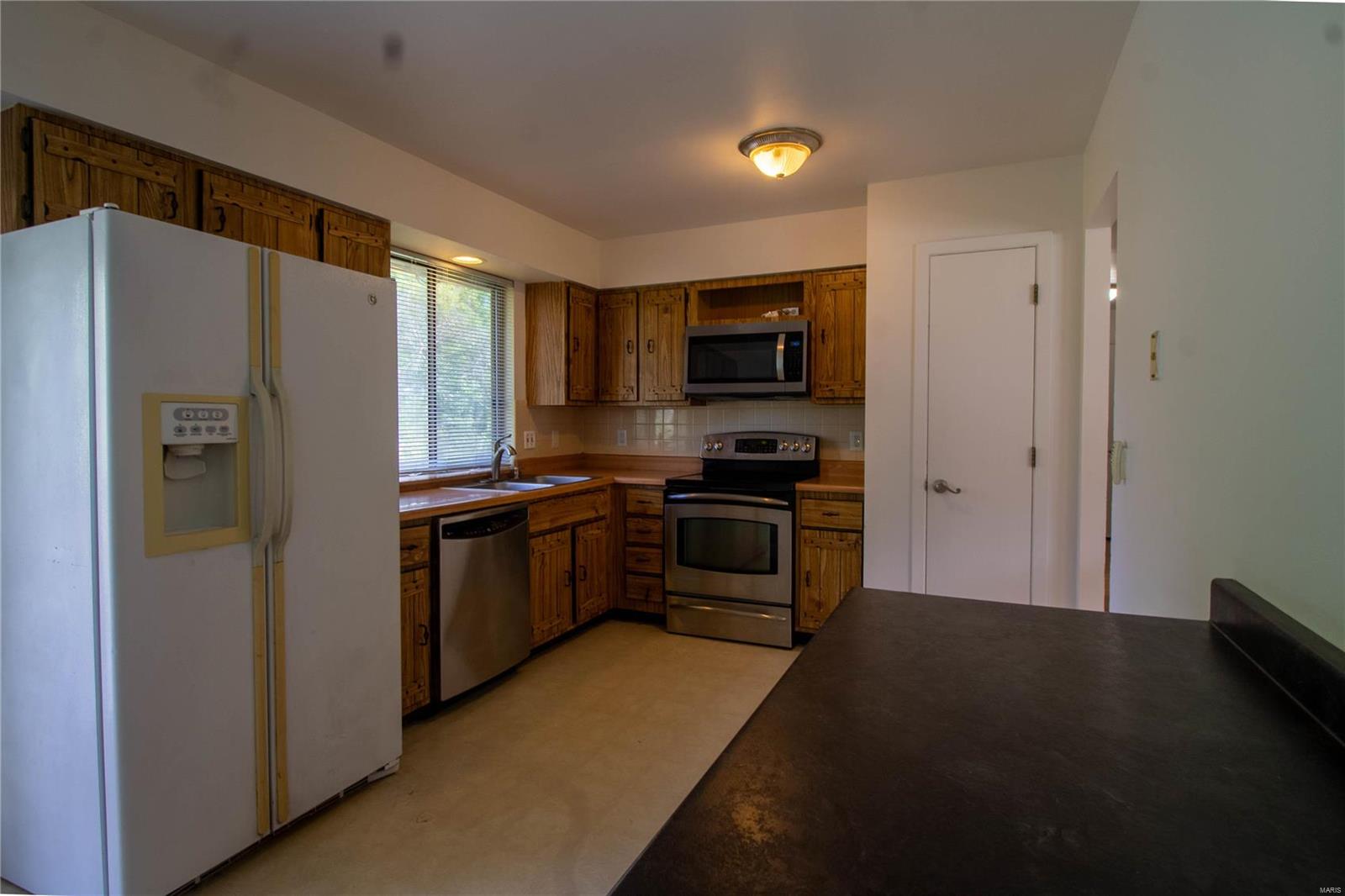 St Peters, Missouri 63376, United States, ,3 BathroomsBathrooms,Residential,Pending,46947