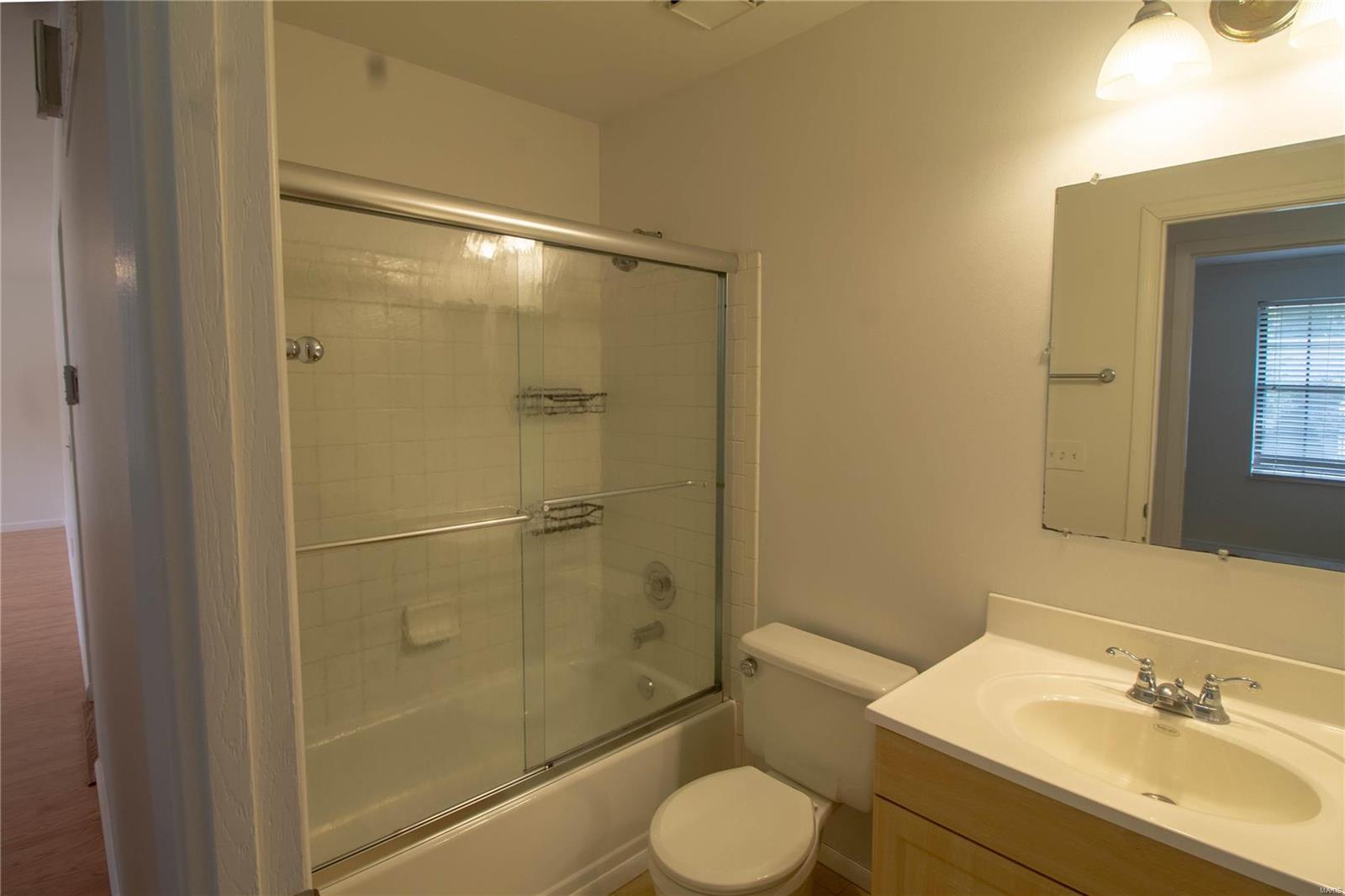 St Peters, Missouri 63376, United States, ,3 BathroomsBathrooms,Residential,Pending,46947