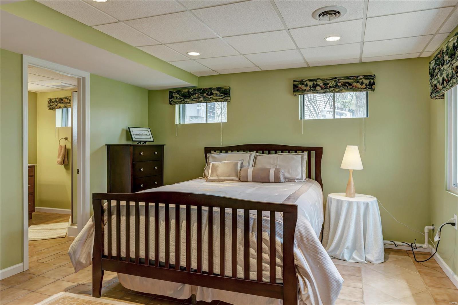 Sunnybrook Farm - Residential