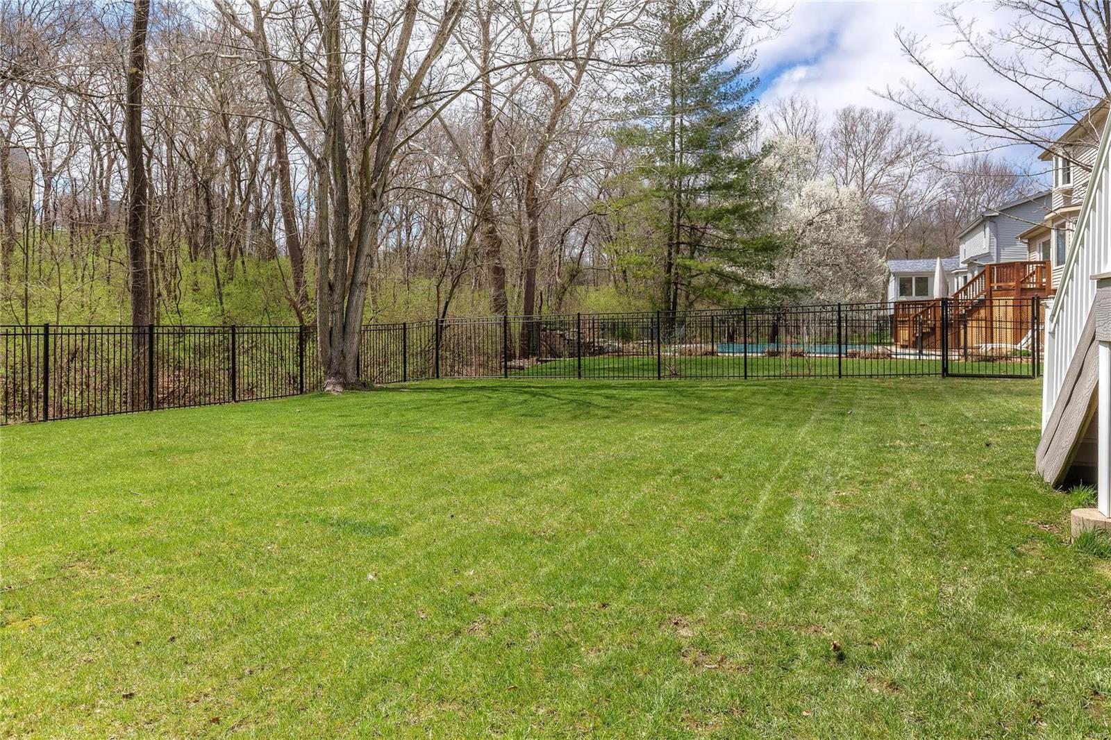 Sunnybrook Farm - Residential