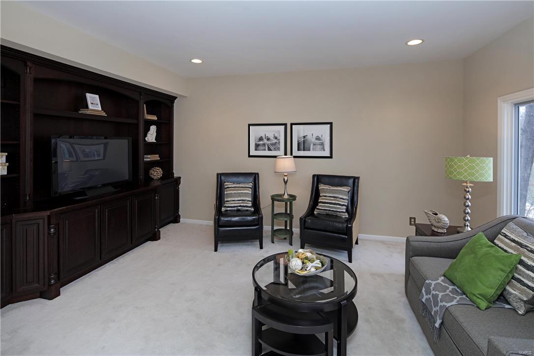 Chesterfield Lakes - Residential