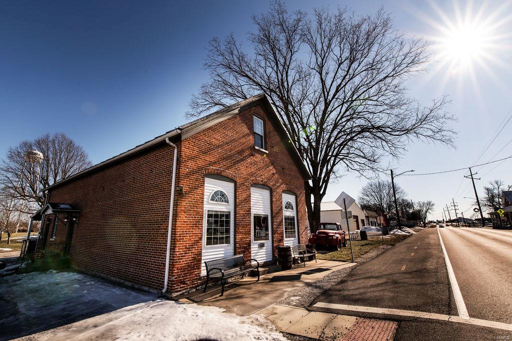 214 Main St