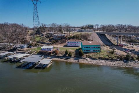 88 Accurate Avenue Sunrise Beach MO 65079
