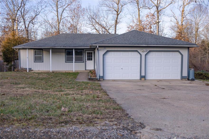 Beautiful 3-bedroom 2 bath home minutes from the main gate of Fort Leonard Wood. Laminate flooring throughout the home. Master Bedroom has a large walk-in closet, master bath. On the other end of the house is the other 2 bedrooms with plenty of room. The other full bath is located at the end of the hallway between the 2 bedrooms. There is a deck on the back with a fenced in yard. Large 2 car garage.