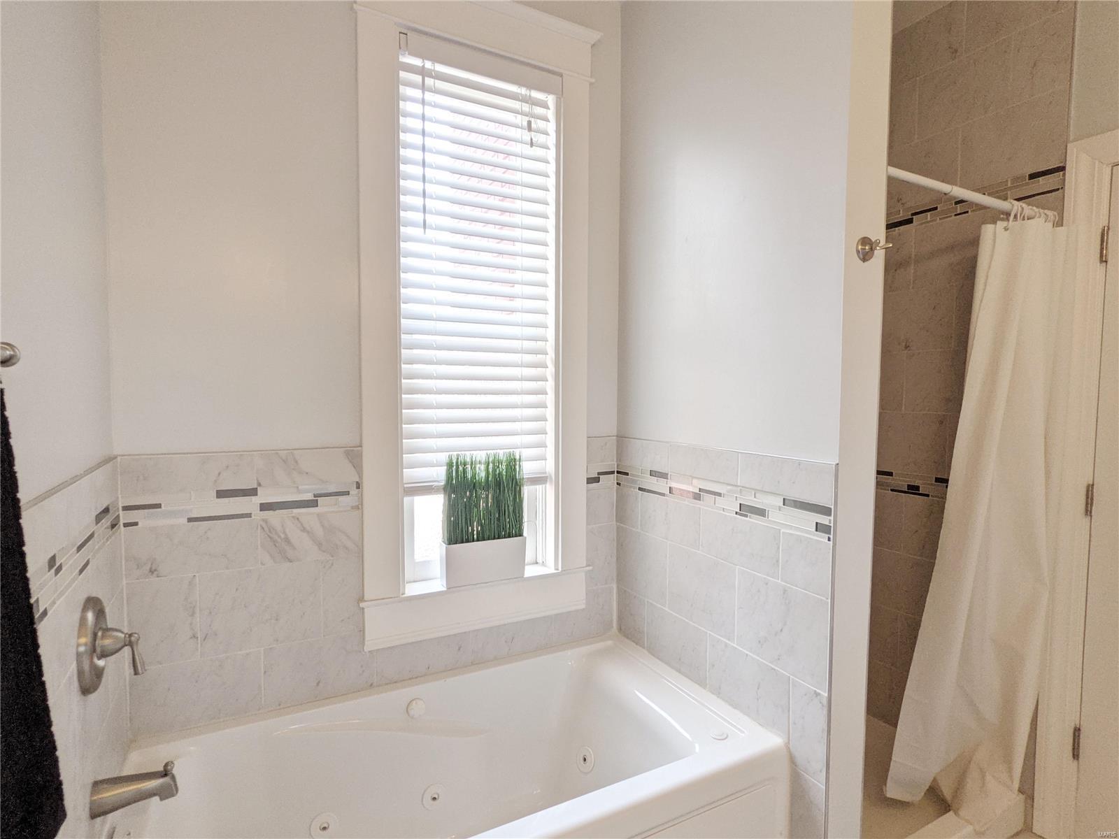 St Louis Commons Add - Residential