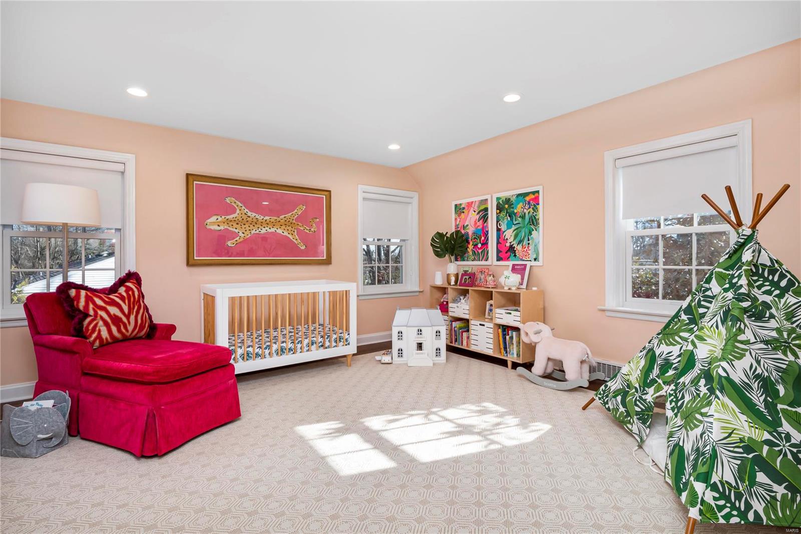 Loren Woods - Residential