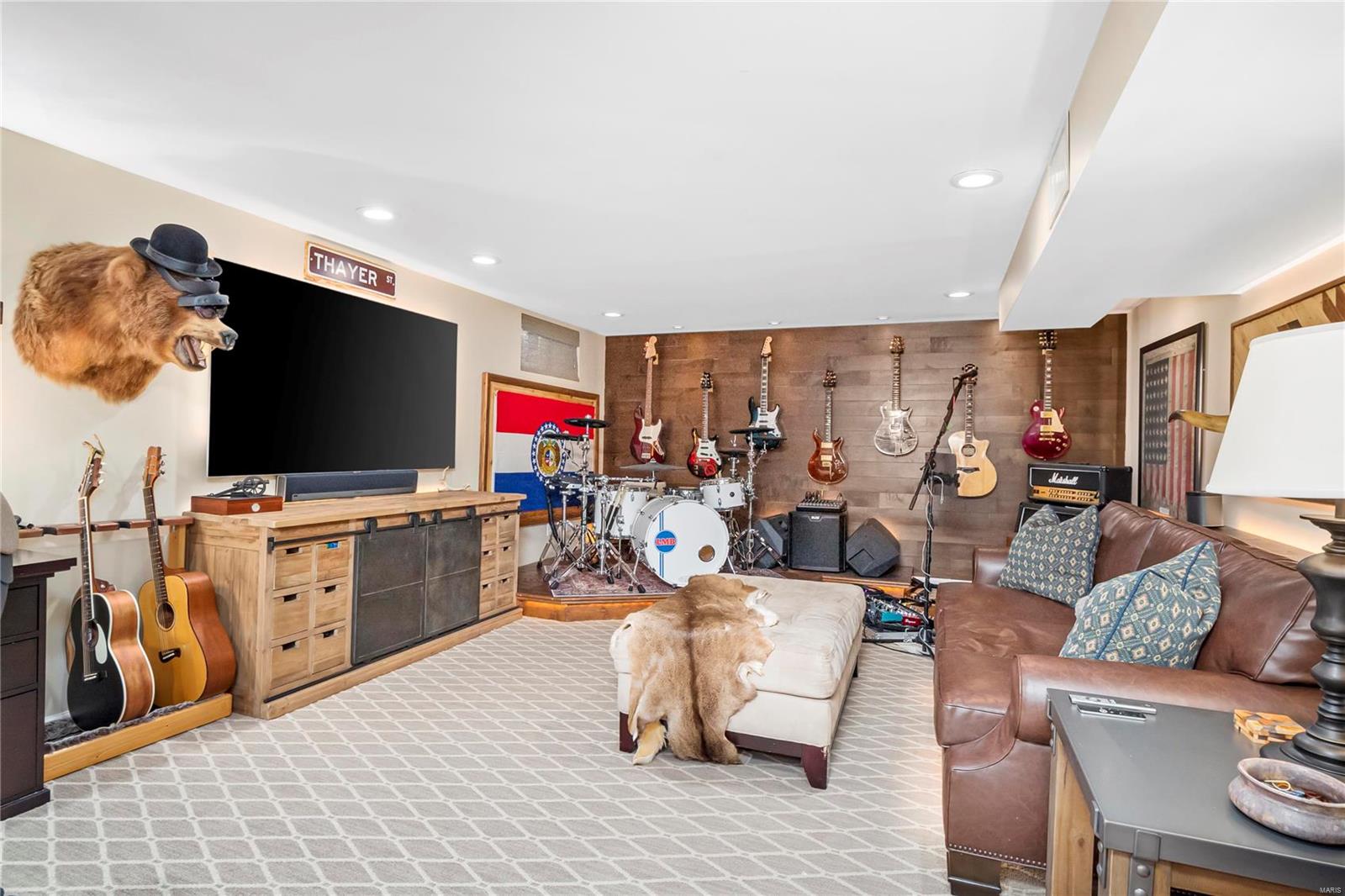 Loren Woods - Residential