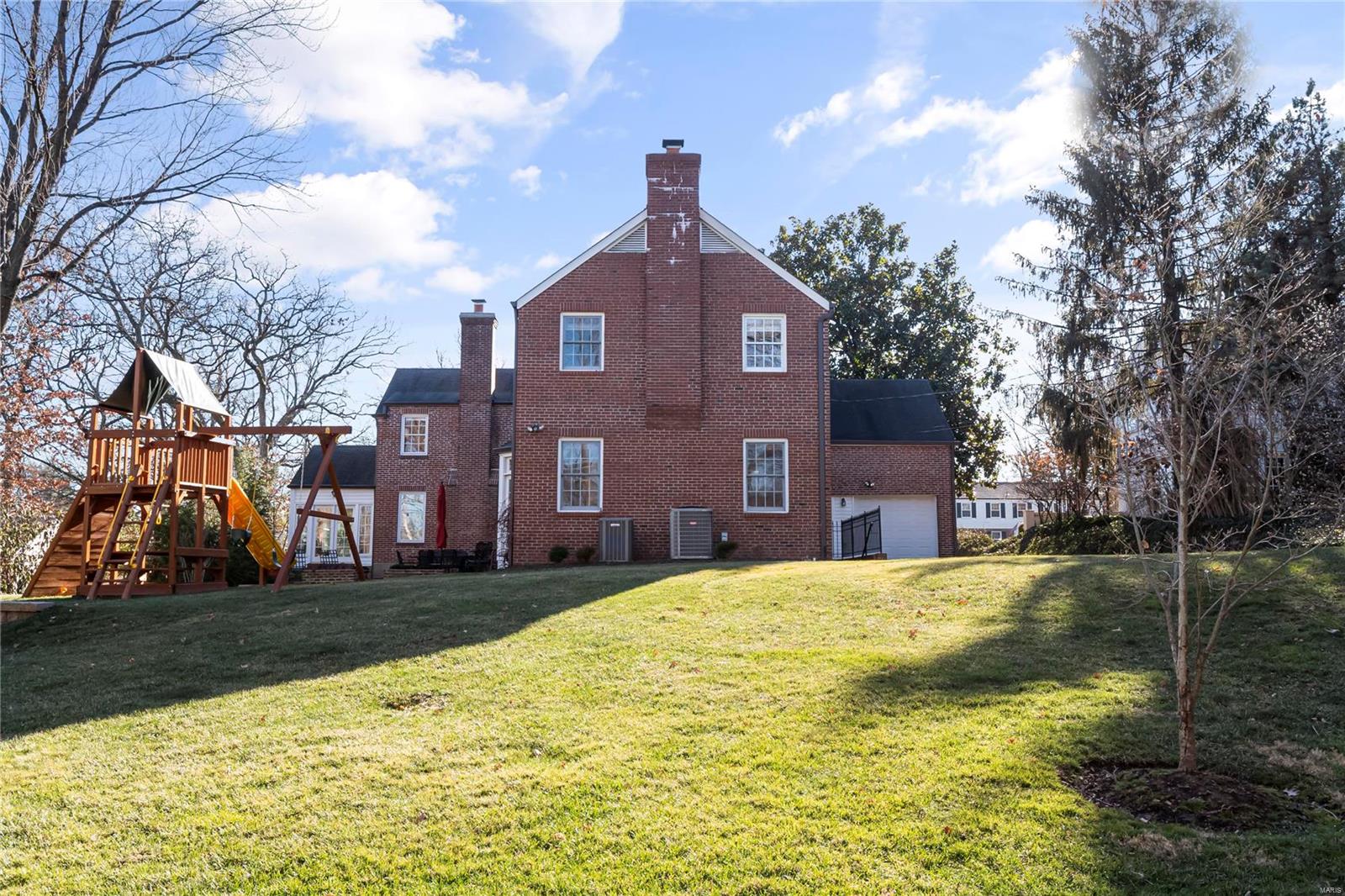 Loren Woods - Residential