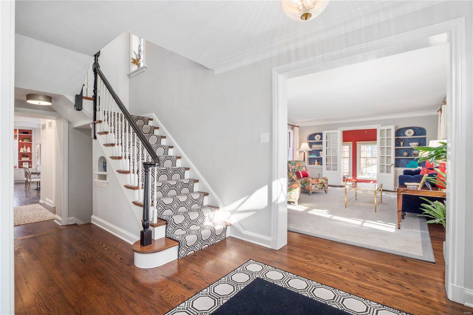 Loren Woods - Residential