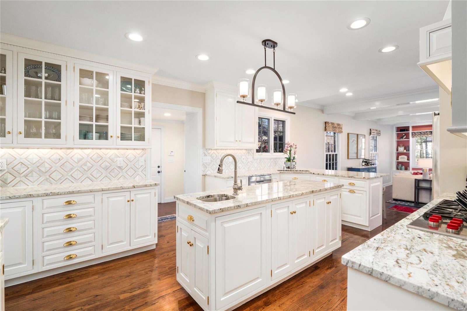 Loren Woods - Residential