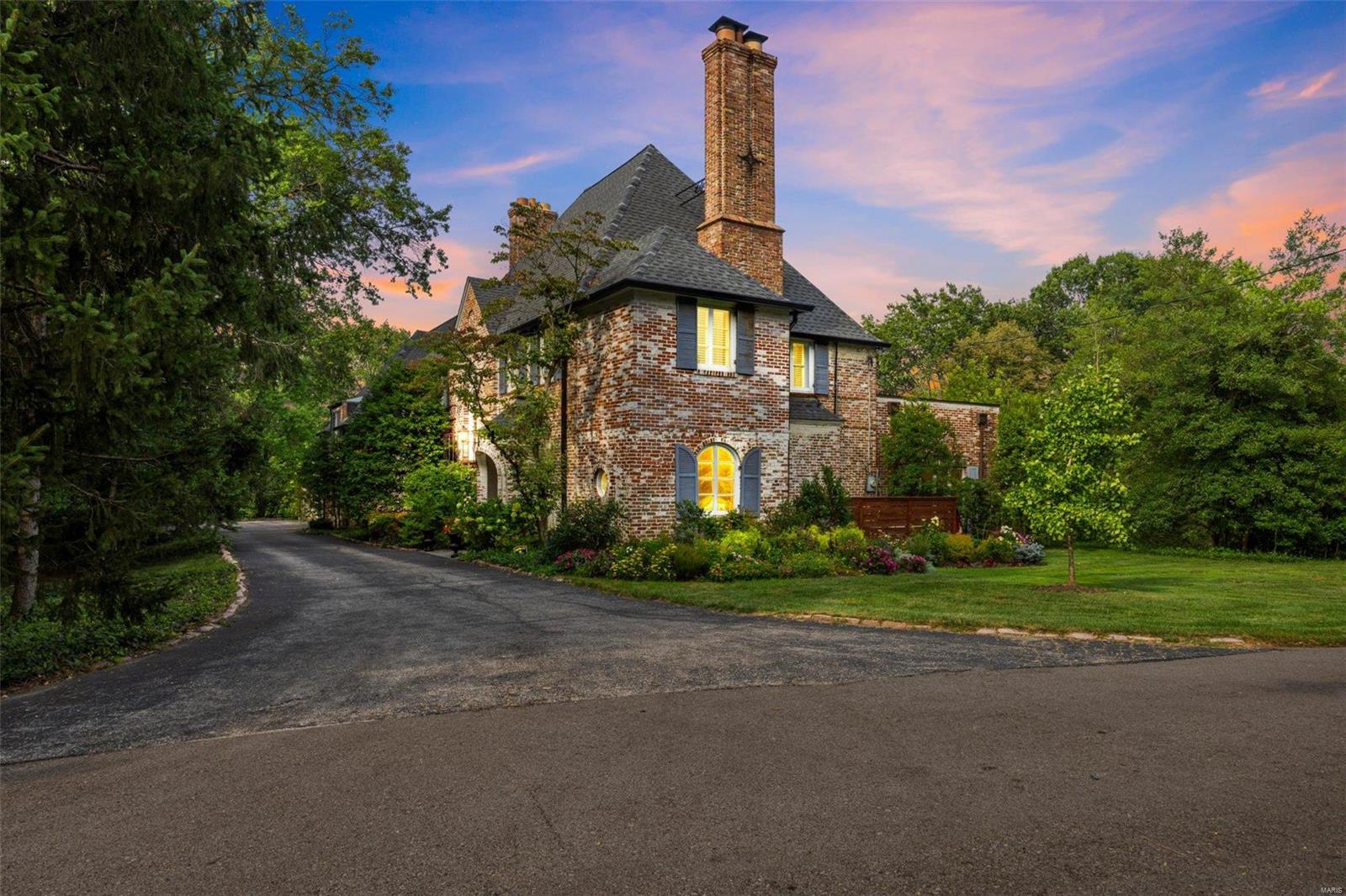 Robyn Lane Sub - Residential