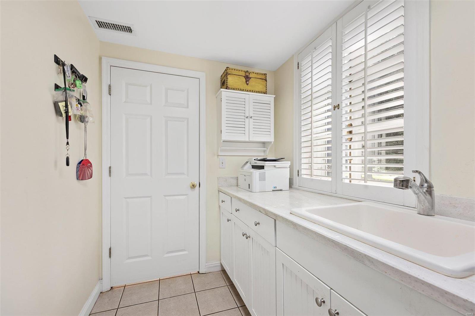 Robyn Lane Sub - Residential