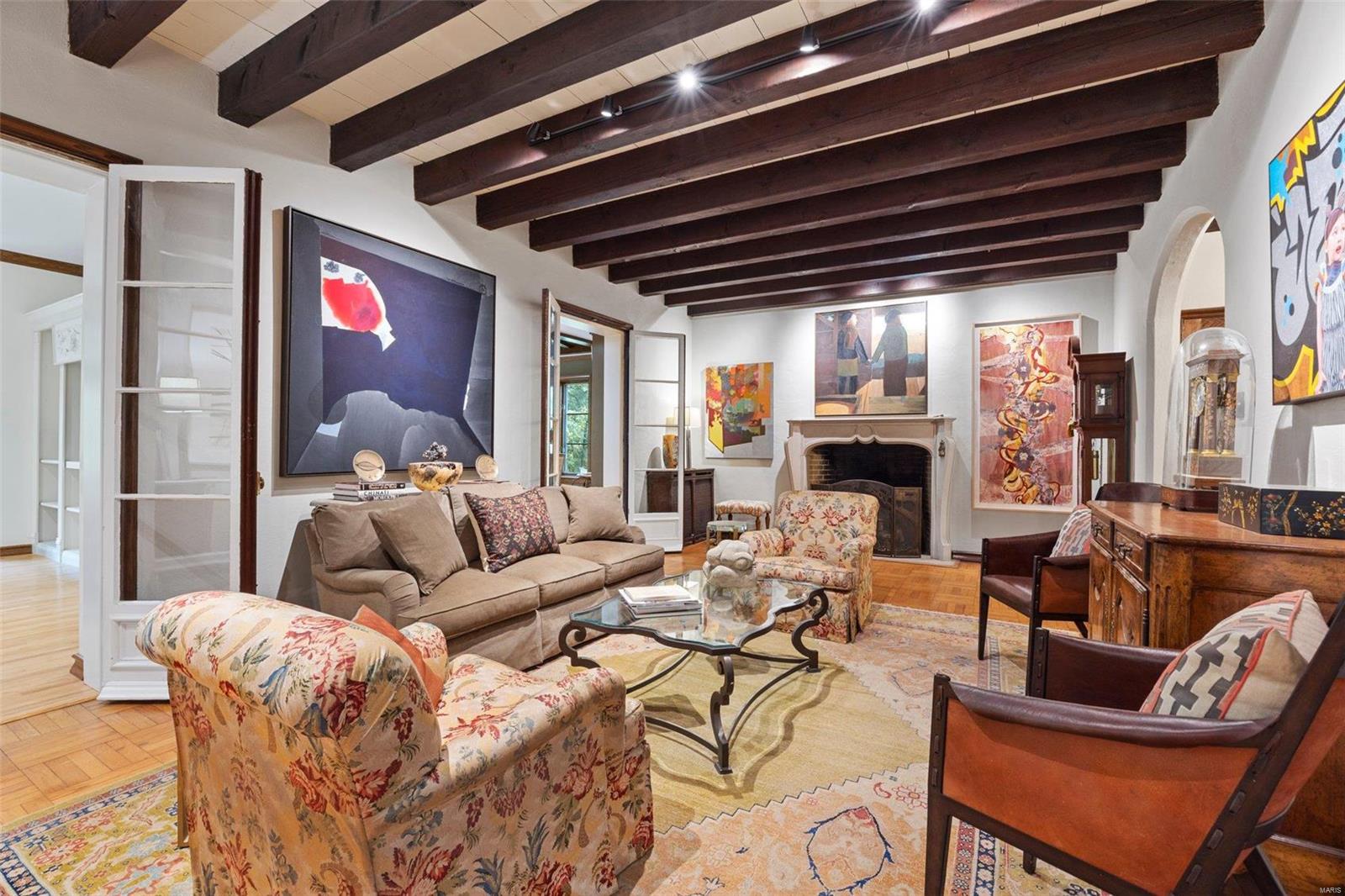 Robyn Lane Sub - Residential