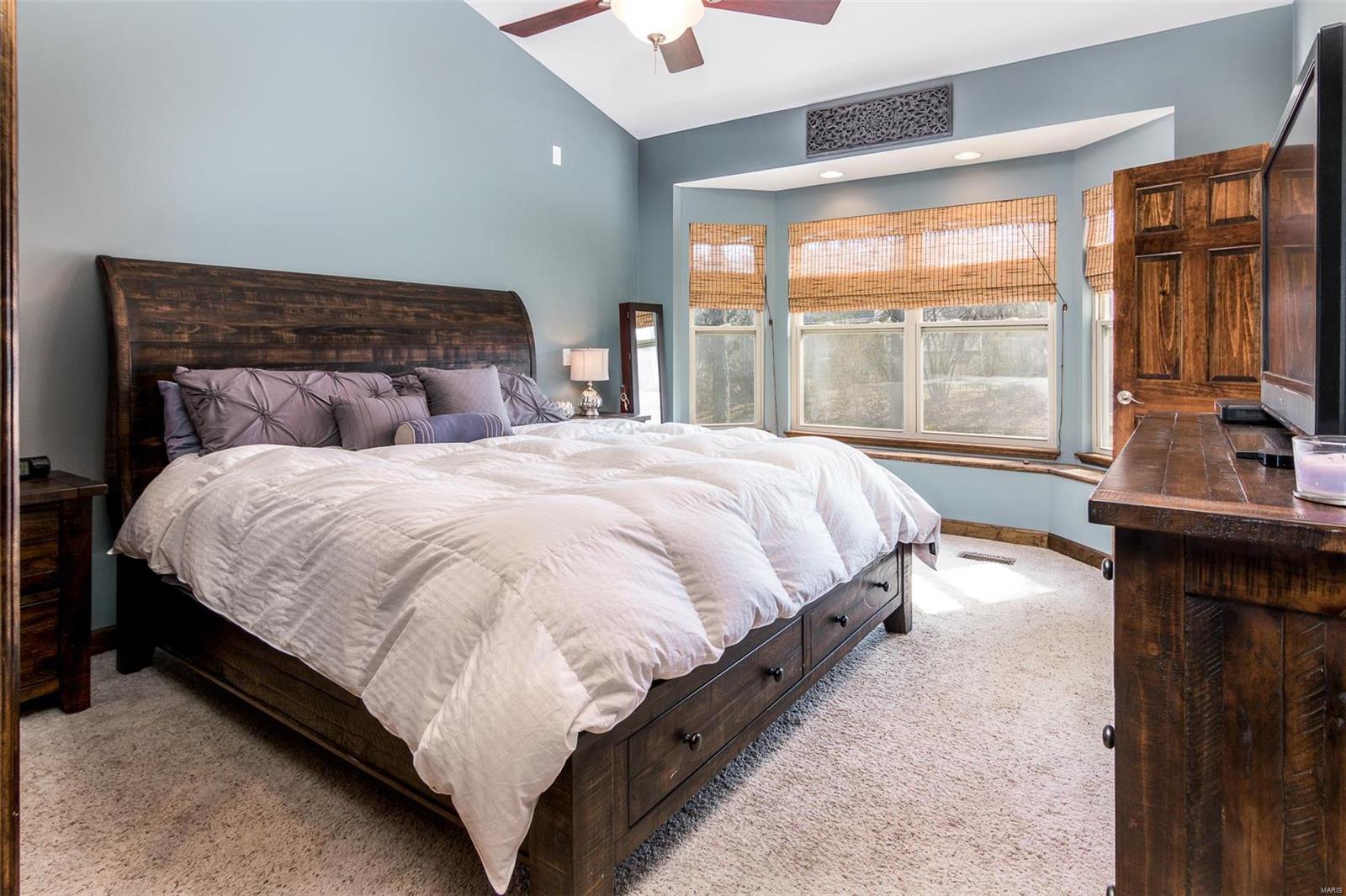 Shady Estate - Residential