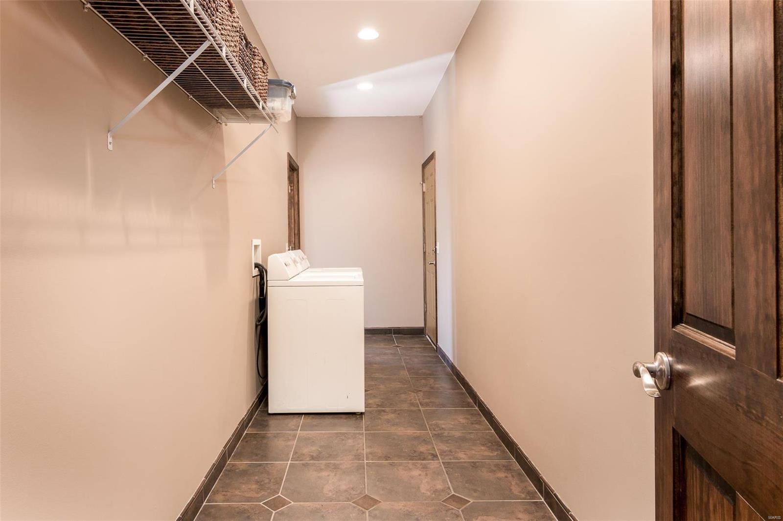 Shady Estate - Residential