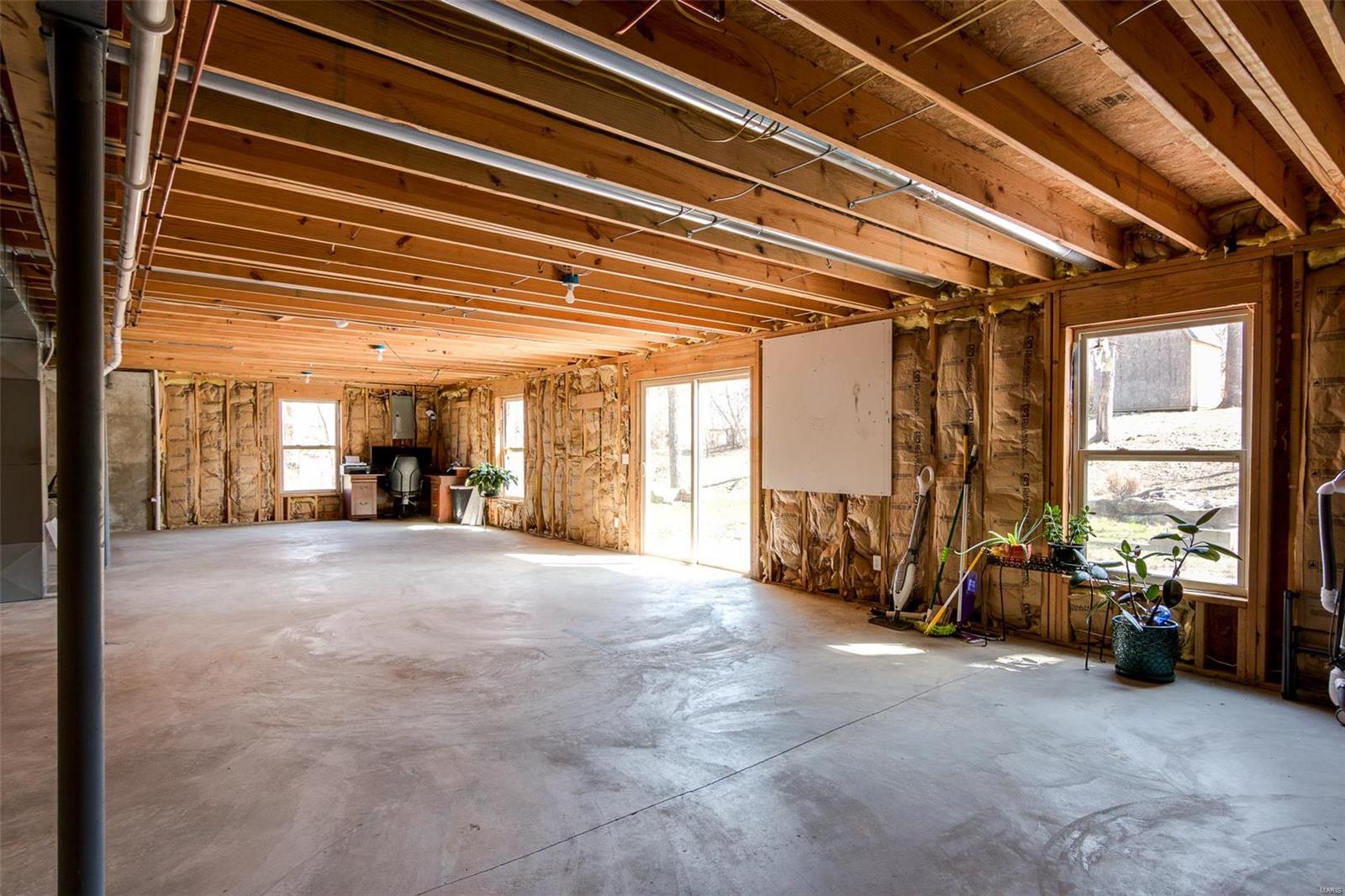 Shady Estate - Residential