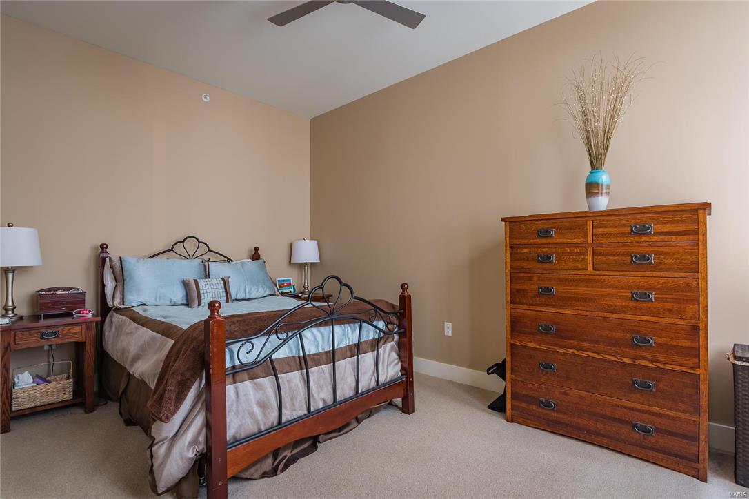 Marquette Building - Residential Lease