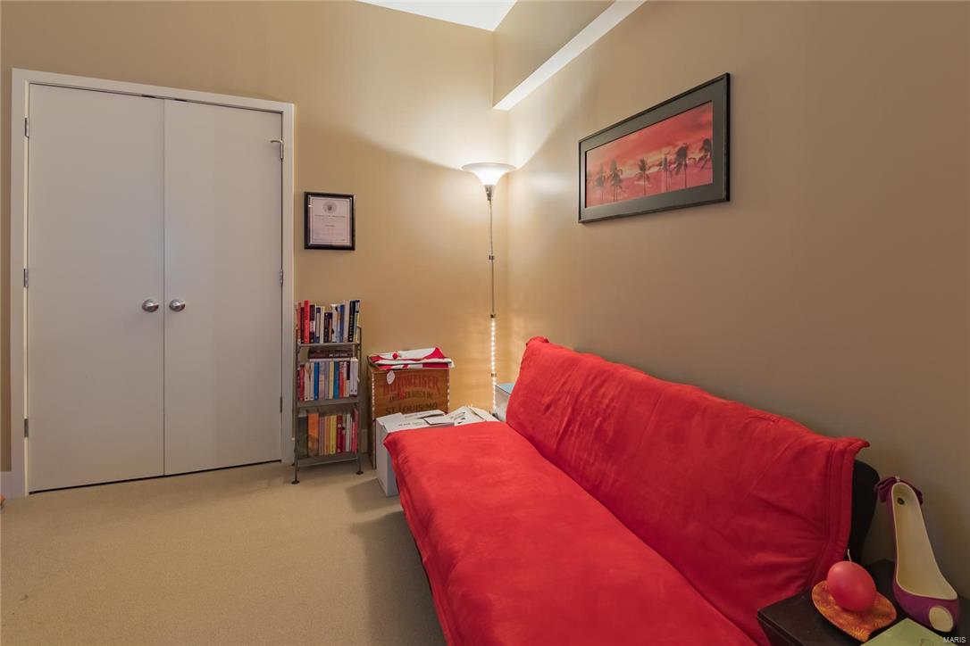 Marquette Building - Residential Lease