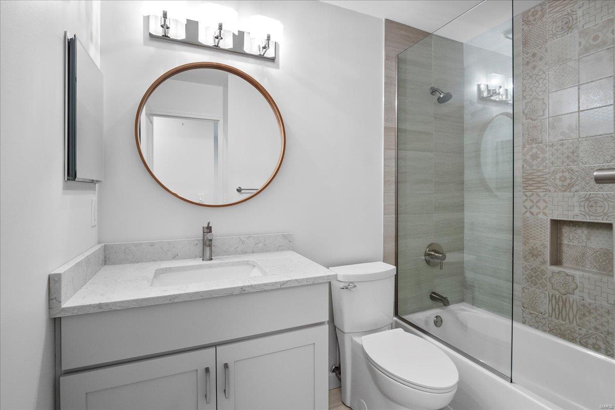 St Louis, Missouri 63146, United States, 2 Bedrooms Bedrooms, ,2 BathroomsBathrooms,Residential,Active,113185