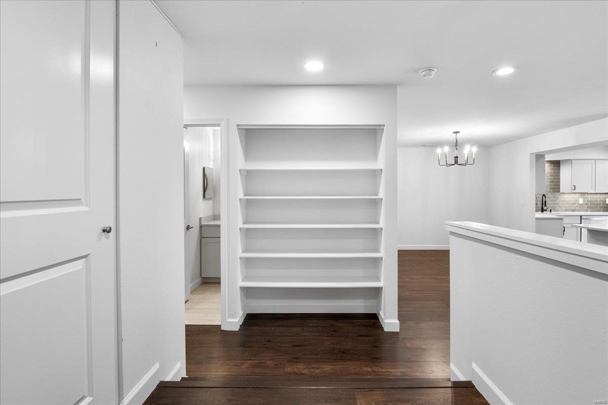 St Louis, Missouri 63146, United States, 2 Bedrooms Bedrooms, ,2 BathroomsBathrooms,Residential,Active,113185