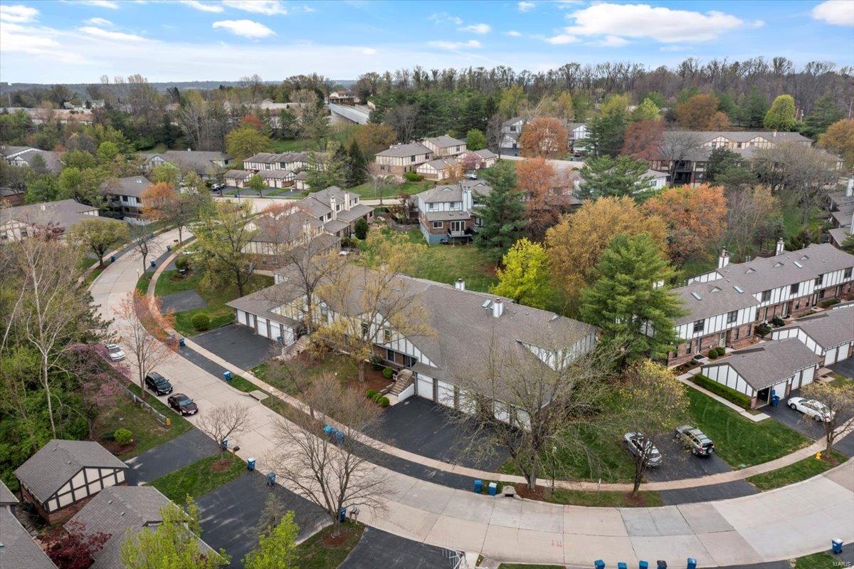 St Louis, Missouri 63146, United States, 2 Bedrooms Bedrooms, ,2 BathroomsBathrooms,Residential,Active,113185