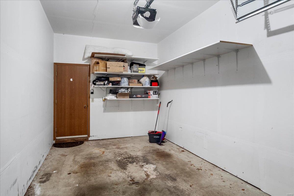 St Louis, Missouri 63146, United States, 2 Bedrooms Bedrooms, ,2 BathroomsBathrooms,Residential,Active,113185