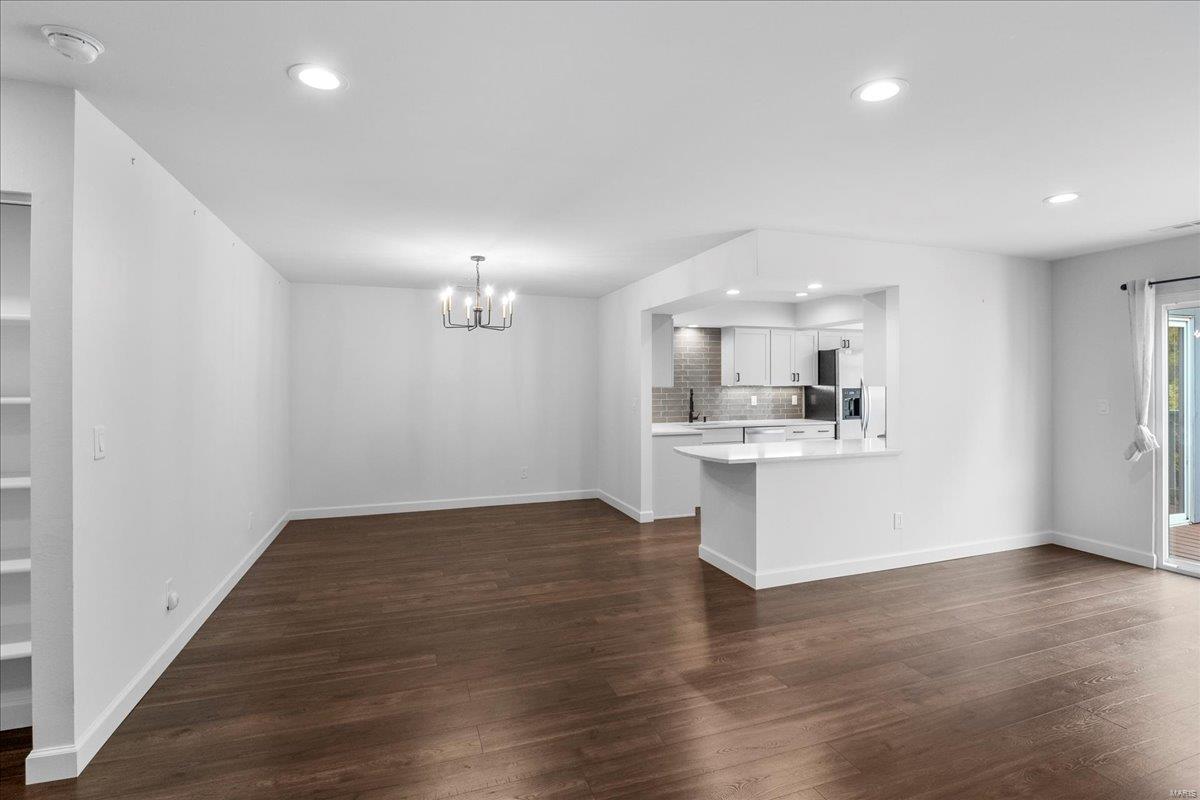 St Louis, Missouri 63146, United States, 2 Bedrooms Bedrooms, ,2 BathroomsBathrooms,Residential,Active,113185