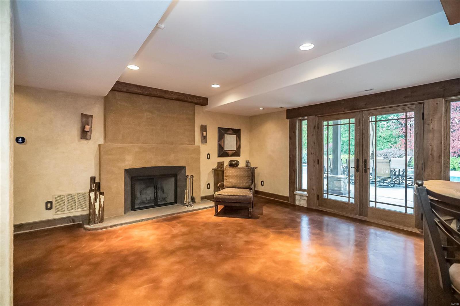 Pine Creek - Residential