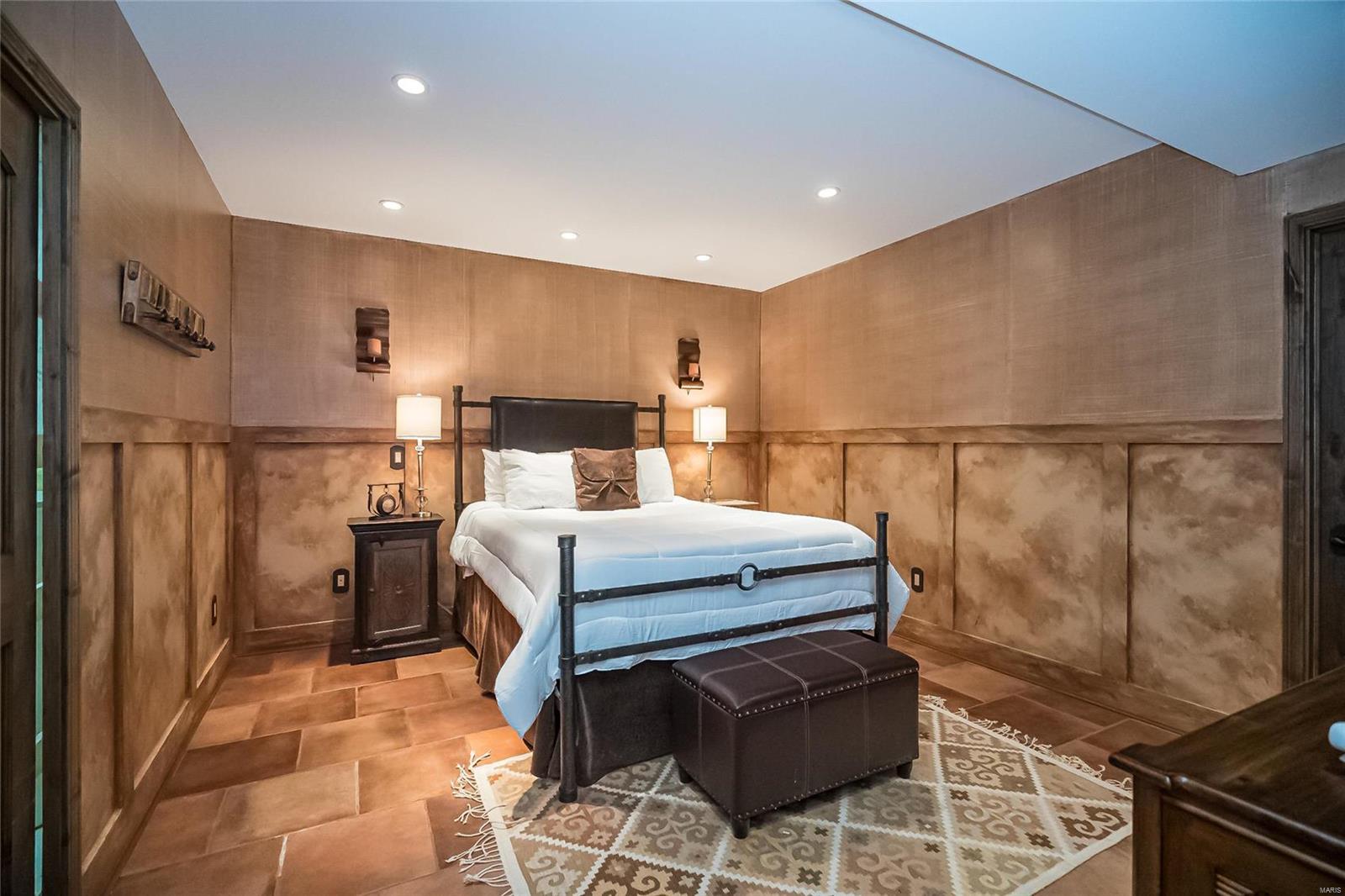 Pine Creek - Residential