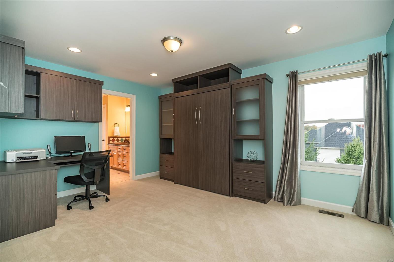 Pine Creek - Residential