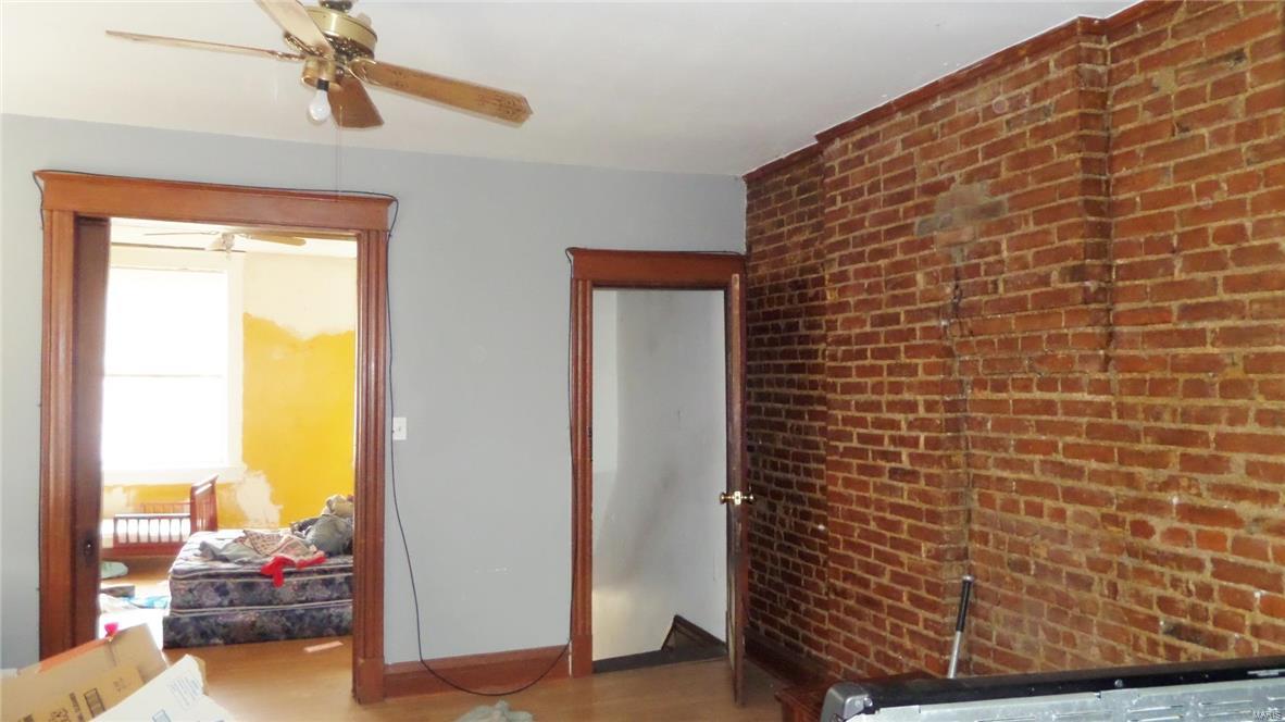 South St Louis Suburb - Residential Income