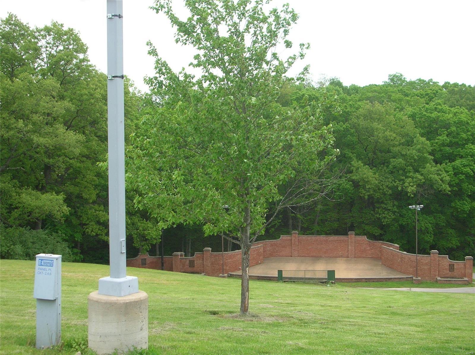 Kiefer Creek Condo - Residential