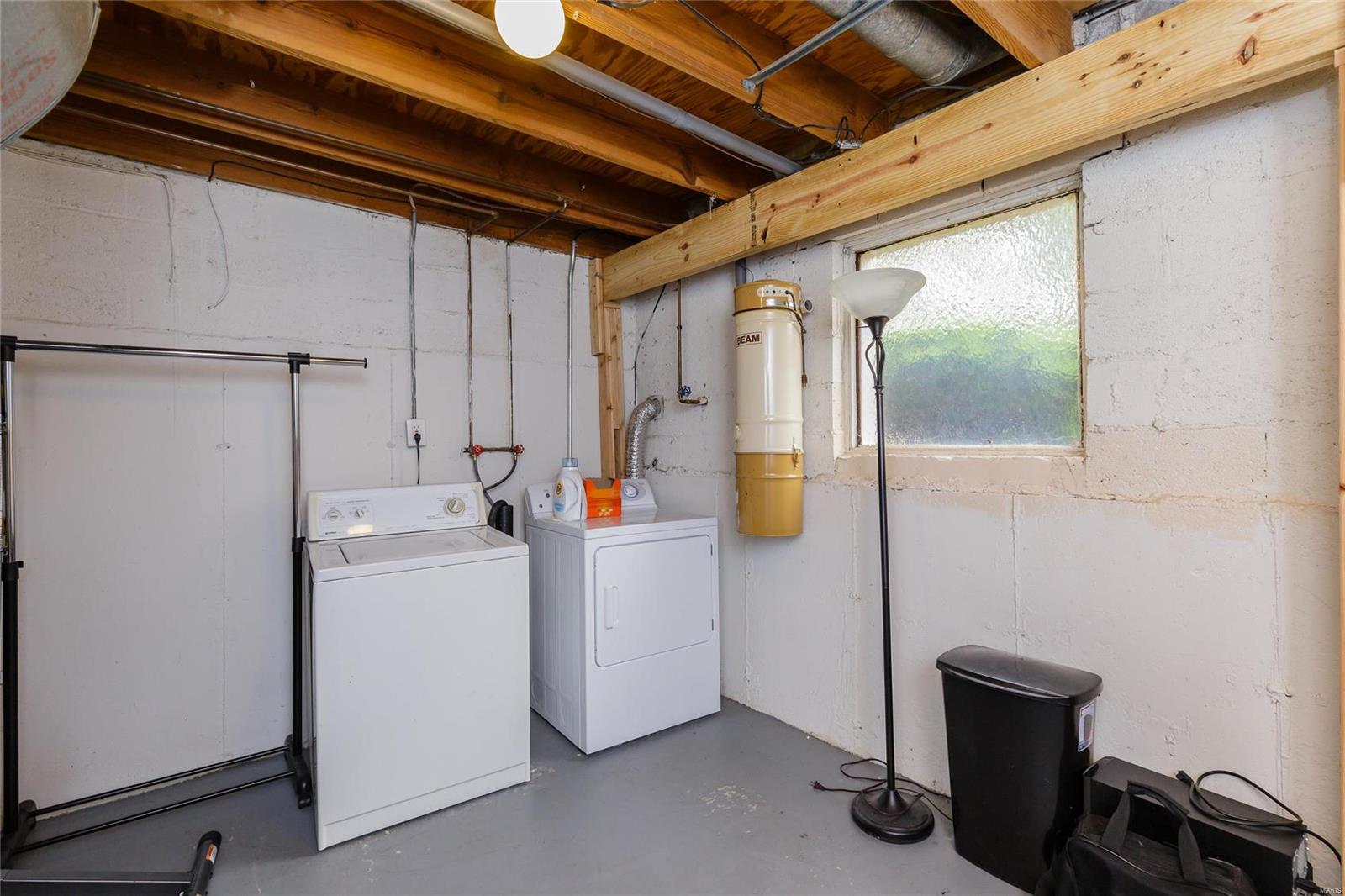 Kiefer Creek Condo - Residential