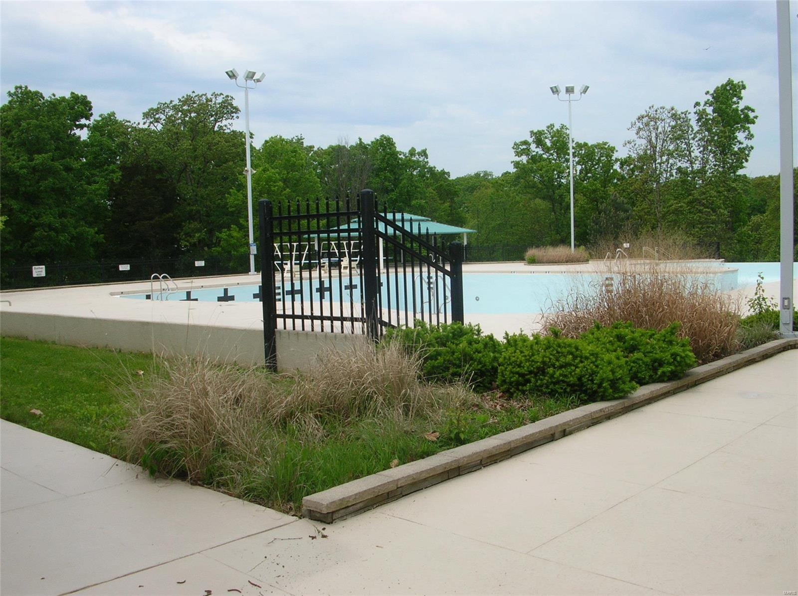 Kiefer Creek Condo - Residential