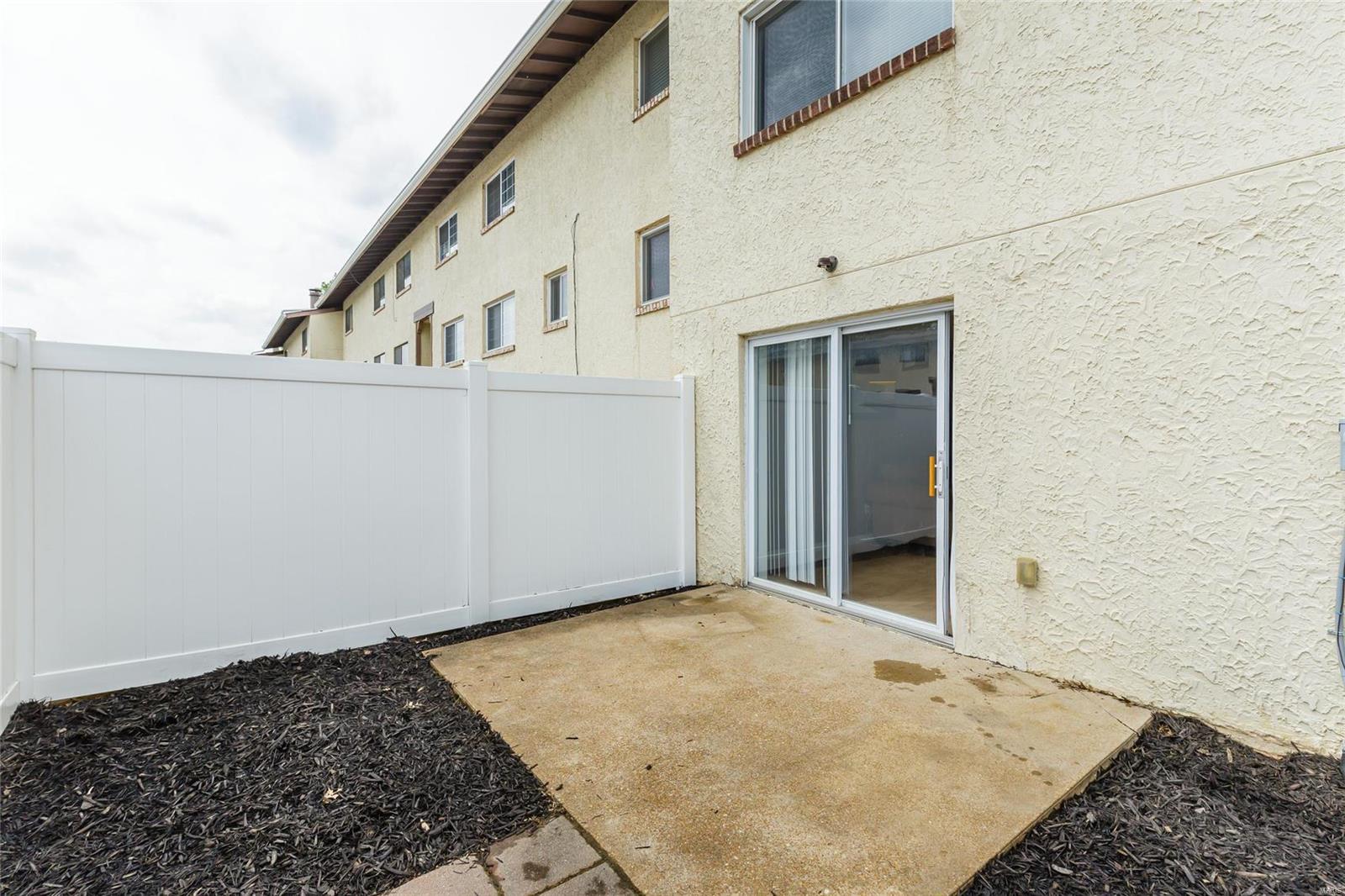 Kiefer Creek Condo - Residential