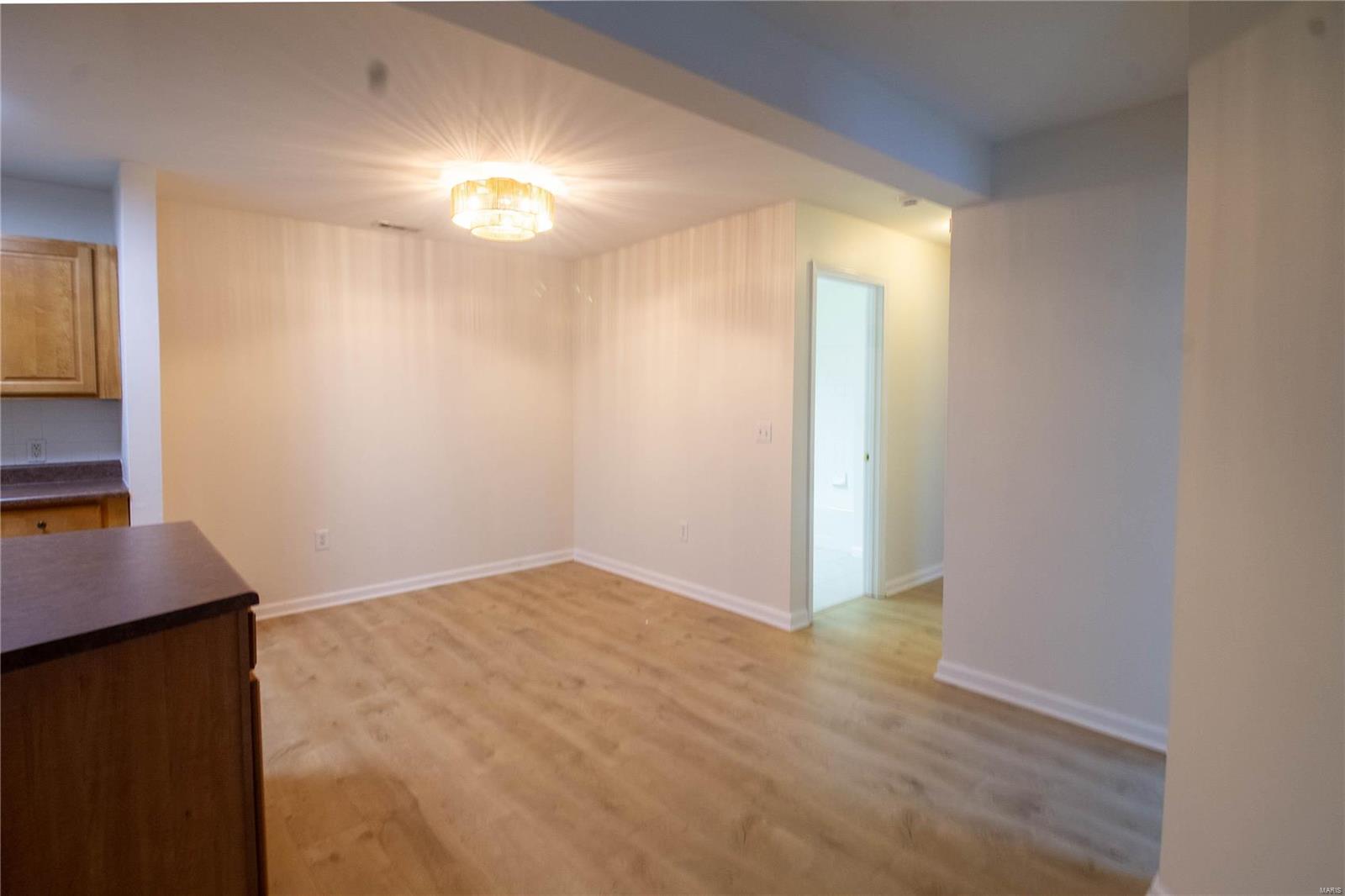 Wildwood, Missouri 63038, United States, 2 Bedrooms Bedrooms, ,2 BathroomsBathrooms,Residential,Active,15154