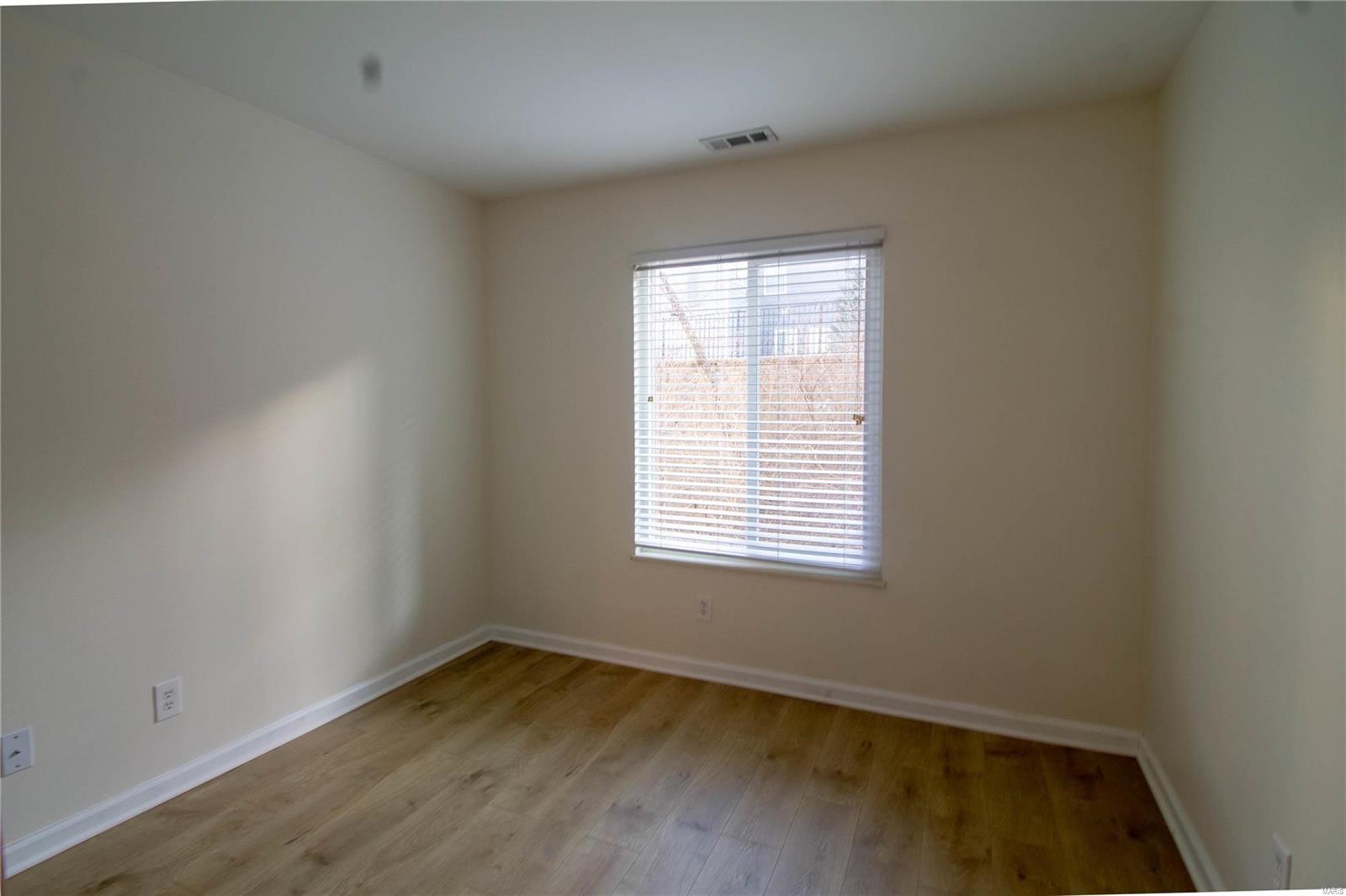 Wildwood, Missouri 63038, United States, 2 Bedrooms Bedrooms, ,2 BathroomsBathrooms,Residential,Active,15154